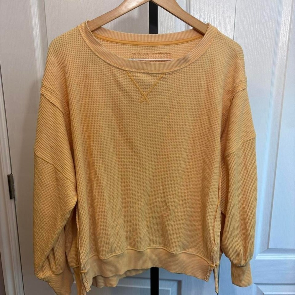 America eagle oversized sweater pale yellow XS‎